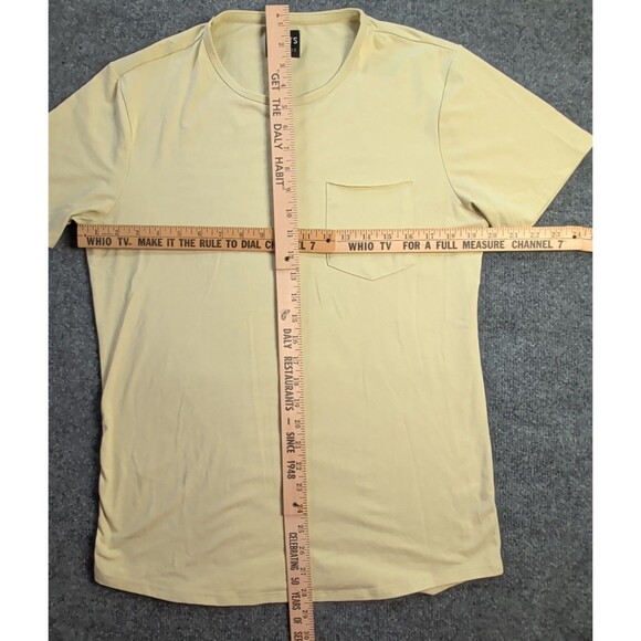 Cuts Clothing Mens Medium Yellow Elongated Hem Henley 4-Way Stretch T-Shirt - Picture 5 of 9